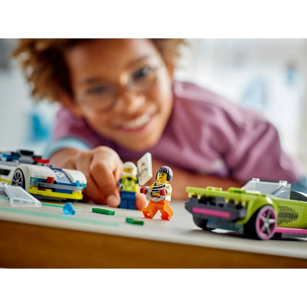 V5H02D0BD7343EA64E993E5678E740630A7R6408352P8