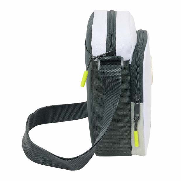 V4H0E7AF277875EDAB3049EF2A44F776B70R6053235P2