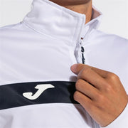 V4H0621650E0FDAB40FFE713FF500C68109R6174986P4